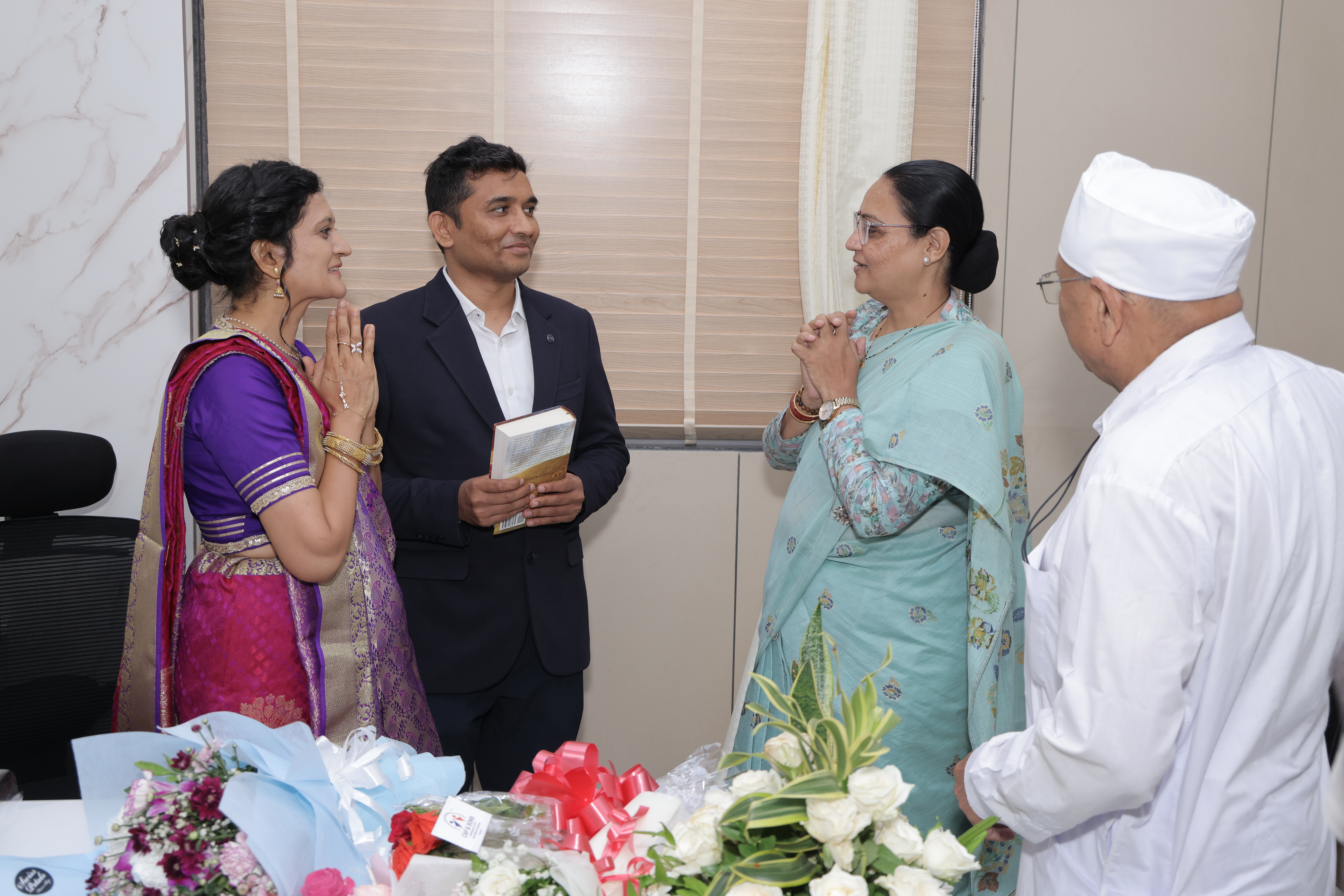 Surat City Mayor Mrs. Mayaben Mavani at IID Hospital inauguration ceremony