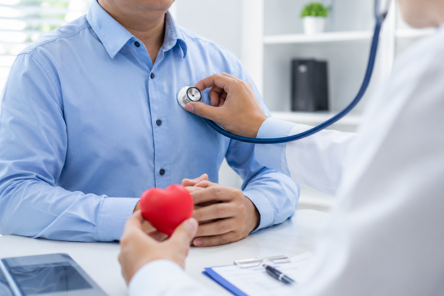 When to see an infectious disease specialist at IID Hospital, Surat